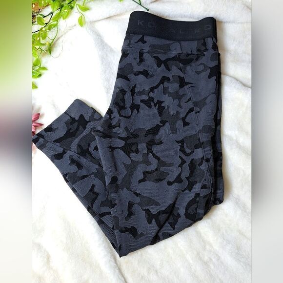 NWT Koral X-Camo Jacquard Leggings - Picture 2 of 13